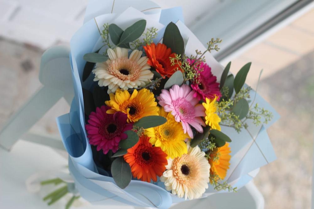 Букет мини герберы в Емве Букет цветов из: Герберы в Емве