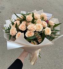 Букет Кремовые розы Латте в Емве