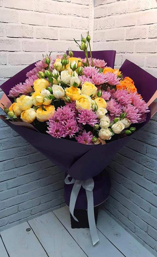 Букет цветов из: Хризантемы и Розы в Емве