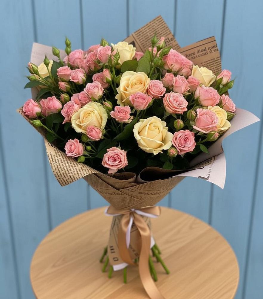 Букет цветов из: Розы в Емве