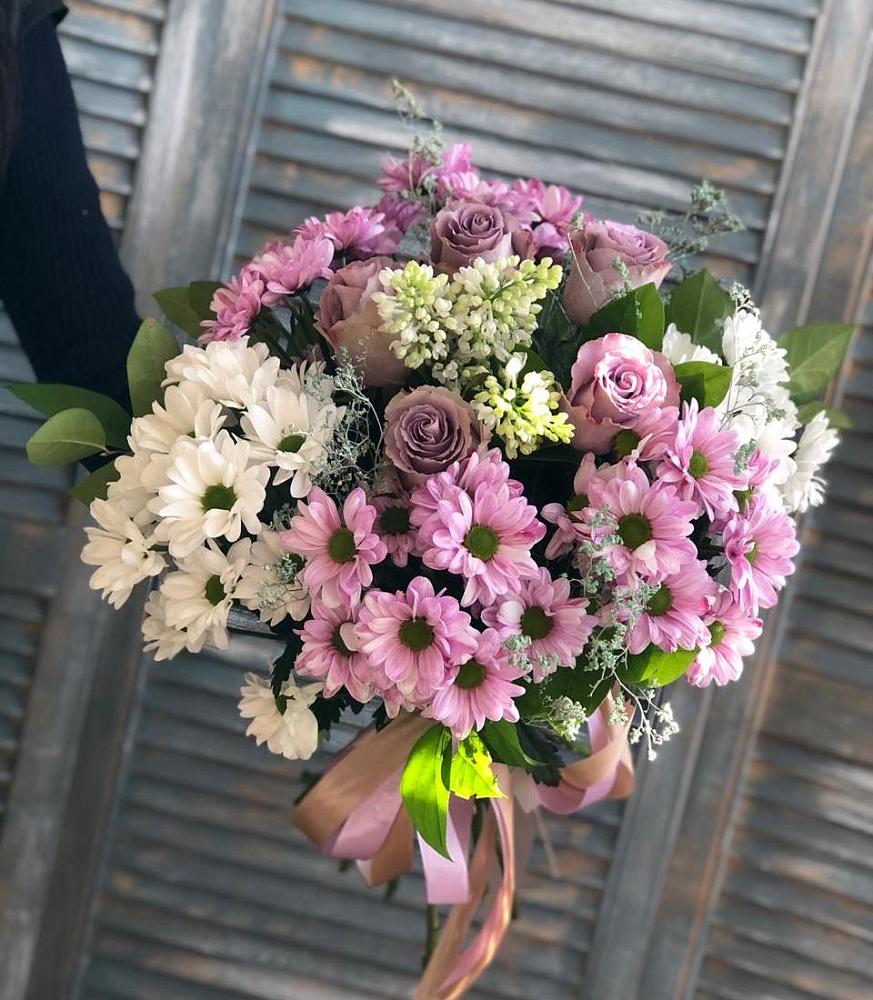 Букет цветов из: Хризантемы и Розы в Емве