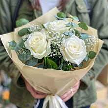 Букет цветов из:  Розы #REPLACE_PRED# Емве
