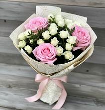 Букет цветов из:  Розы в Емве
