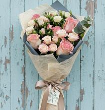 Букет цветов из:  Розы в Емве