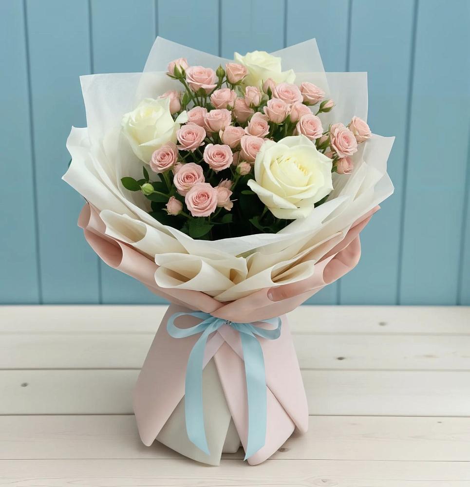 Букет цветов из: Розы в Емве