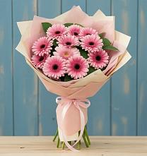 Букет пурпурно-розовый #REPLACE_PRED# Емве Букет цветов из:  Герберы #REPLACE_PRED# Емве